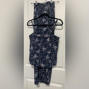 Old NAVY FLORAL 2 PCE LOUNGE SET. SIZE M. NAVY & PINK, WIDE LEGS, CROPPED TOP.